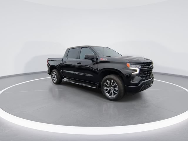 Used 2022 Chevrolet Silverado 1500 RST AWD/4WD image 2