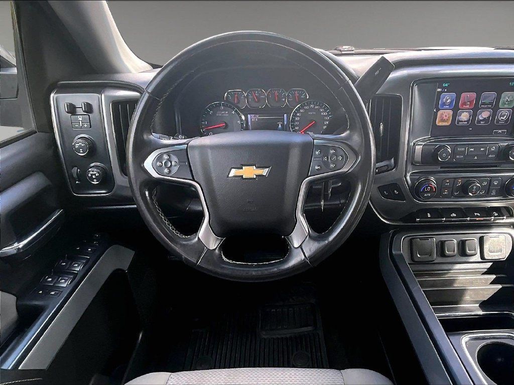 Used 2017 Chevrolet Silverado 1500 LT w/ Midnight Edition AWD/4WD image 16
