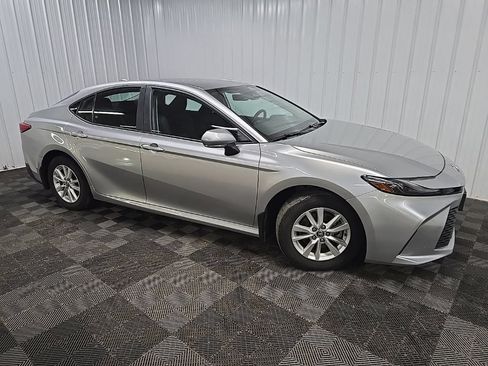 Used 2025 Toyota Camry LE w/ Convenience Package AWD/4WD image 1