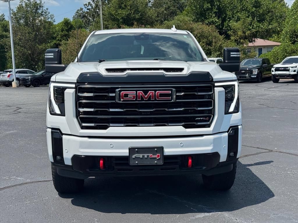 Used 2025 GMC Sierra 2500 AT4 AWD/4WD image 8
