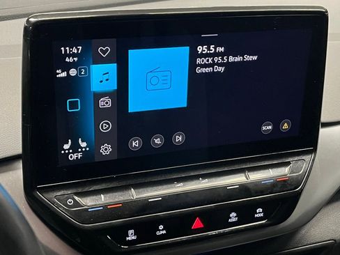 Used 2022 Volkswagen ID.4 Pro image 28