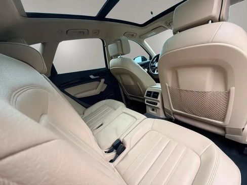 Used 2018 Audi Q5 2.0T Premium Plus w/ Premium Plus Package AWD/4WD image 16