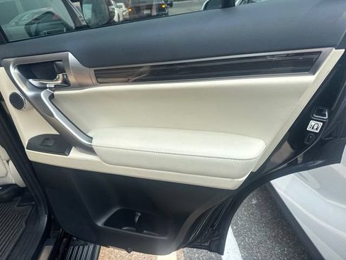 Certified 2023 Lexus GX 460 Premium w/ Premium Plus Package AWD/4WD image 40