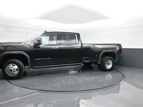 Used 2023 GMC Sierra 3500 Denali w/ Denali Ultimate Package image 48