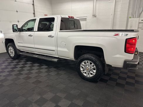 Used 2015 Chevrolet Silverado 2500 LTZ AWD/4WD image 6