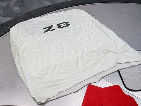 Used 2003 BMW Z8 image 70