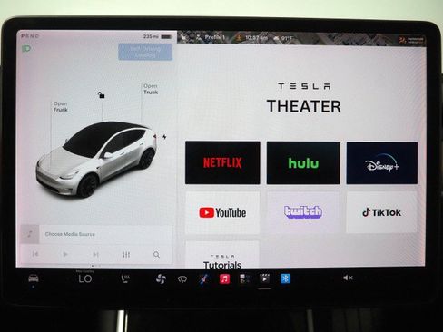 Used 2020 Tesla Model Y Long Range AWD/4WD image 36