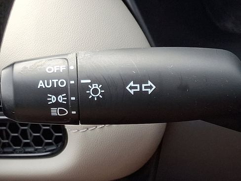 Certified 2023 Honda HR-V LX image 26