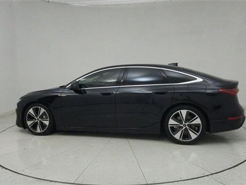 Used 2025 Audi A6 e-tron Prestige w/ Black Warm Weather Package image 72