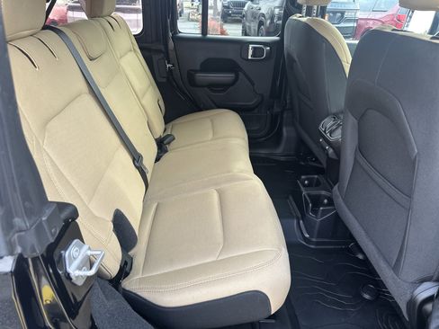 Used 2020 Jeep Wrangler Unlimited Sport image 28