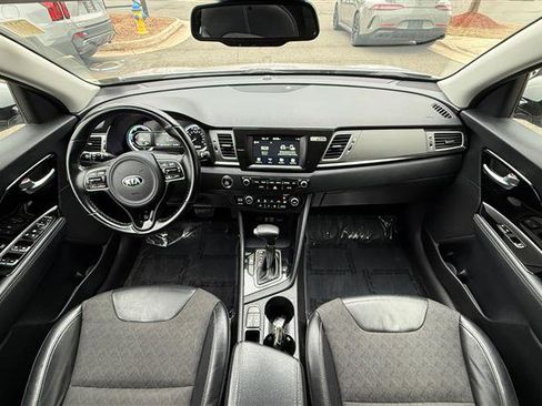 Used 2019 Kia Niro EX image 20