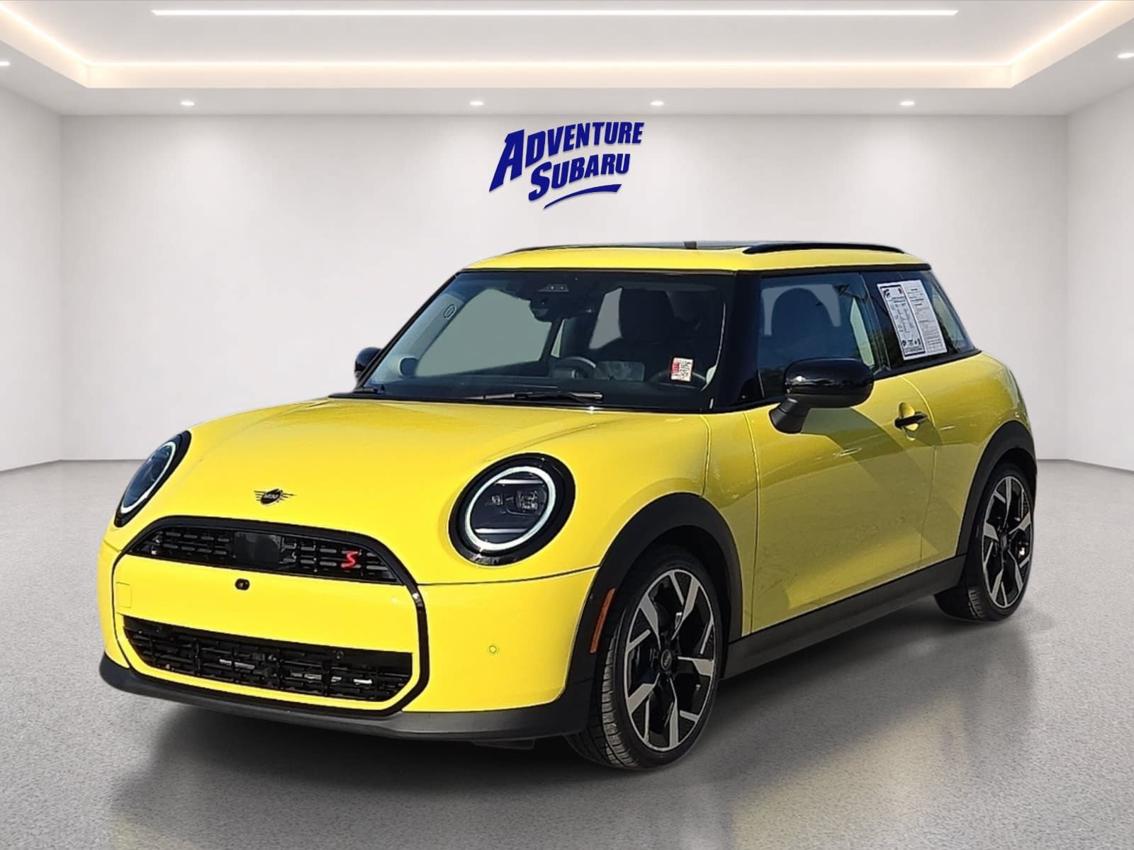 Used 2025 MINI Cooper S FWD image 2