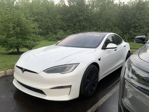 Used 2023 Tesla Model S Plaid AWD/4WD image 3