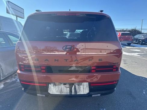 Used 2024 Hyundai Santa Fe Calligraphy image 9