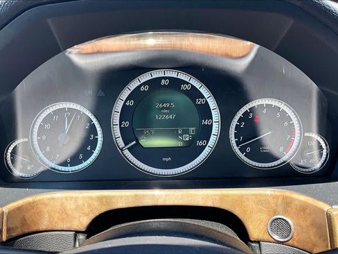 Used 2011 Mercedes-Benz E 350 Sedan image 25