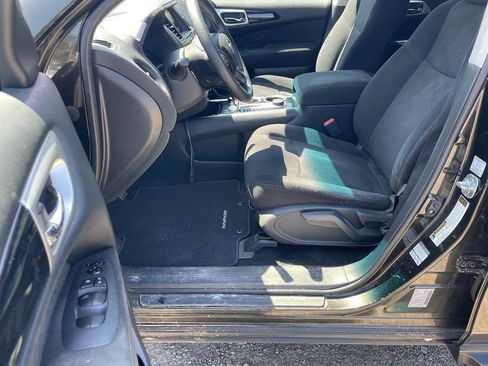 Used 2015 Nissan Pathfinder S FWD image 10
