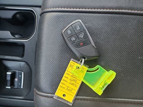 Used 2023 GMC Sierra 1500 AT4 w/ AT4 Premium Package image 31