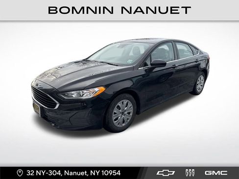 Used 2020 Ford Fusion S image 1