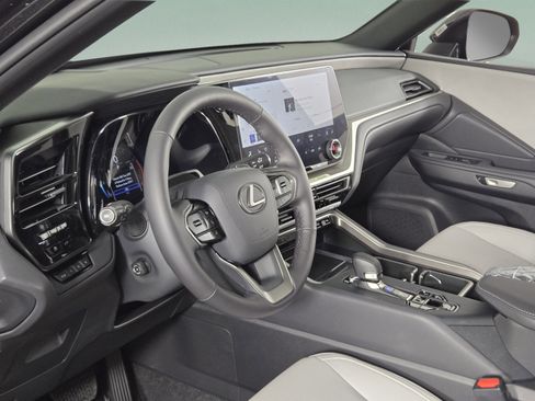 Certified 2026 Lexus TX 350 AWD w/ Technology Package image 11