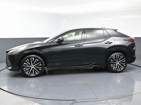 Used 2023 Lexus RZ 450e Premium w/ Technology Package image 6