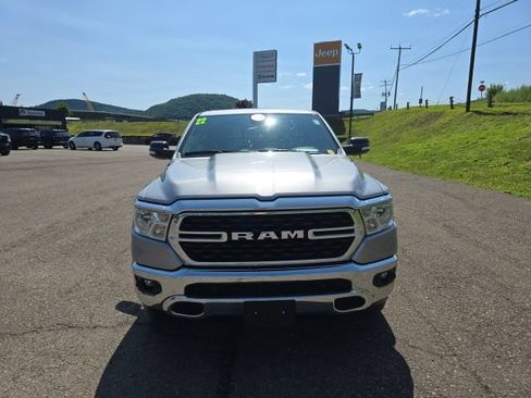 Used 2022 RAM 1500 Big Horn AWD/4WD image 3