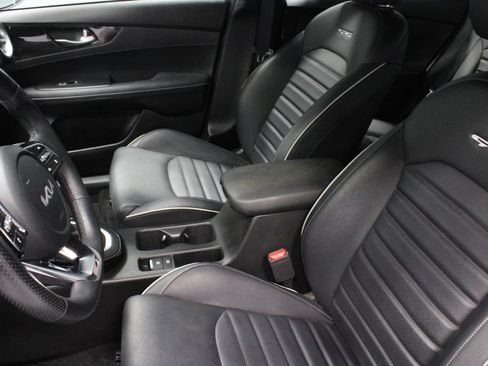 Used 2023 Kia Forte GT-Line w/ GT-Line Premium Package FWD image 24