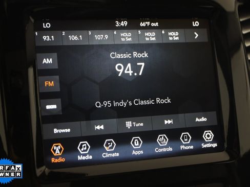 Used 2022 Jeep Cherokee Limited image 31