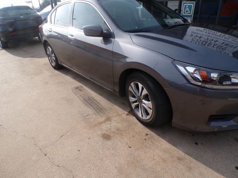 Used 2014 Honda Accord LX image 4