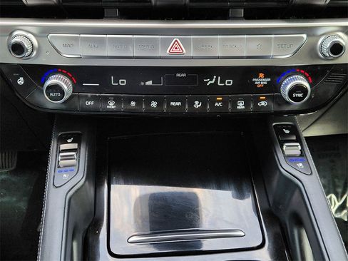 Used 2023 Kia Telluride EX X-Line image 18