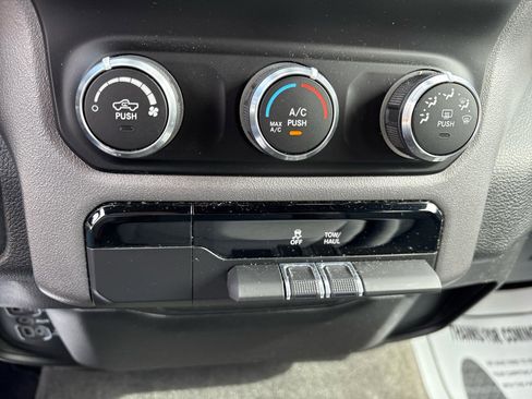 Used 2021 RAM 1500 Big Horn AWD/4WD image 24