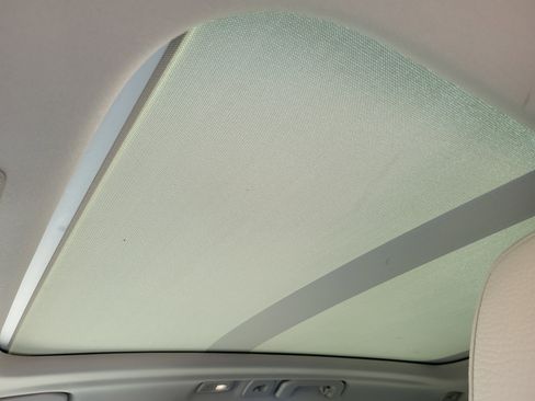 Certified 2024 Volvo XC60 B5 Plus w/ Protection Package Premier image 13