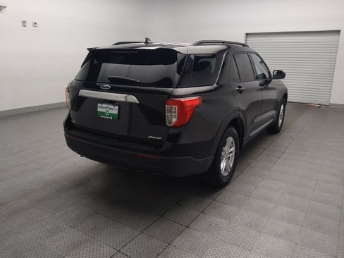 Used 2021 Ford Explorer XLT AWD/4WD image 9