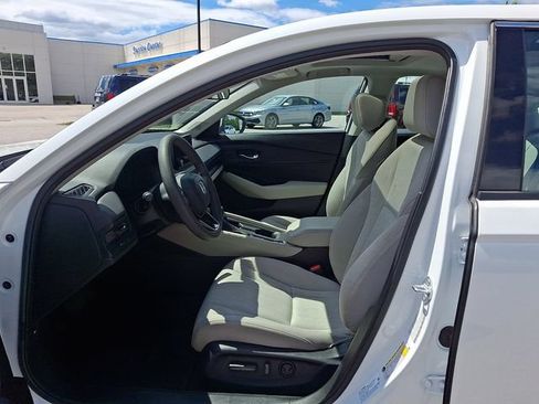 Used 2023 Honda Accord EX image 14