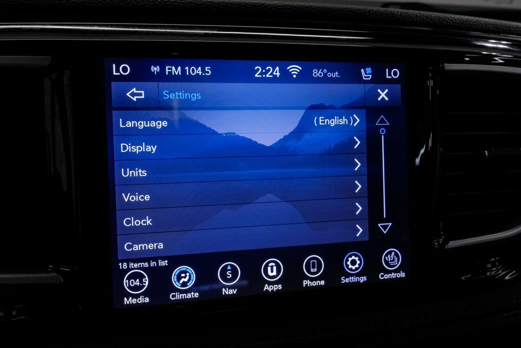 Used 2020 Chrysler Pacifica Limited FWD image 45