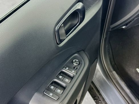 New 2026 Hyundai Venue SEL FWD image 17