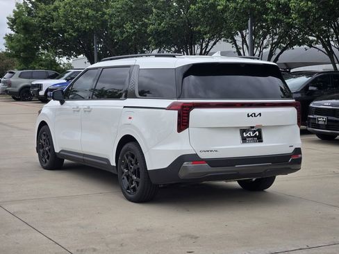 New 2026 Kia Carnival SX Prestige FWD image 3