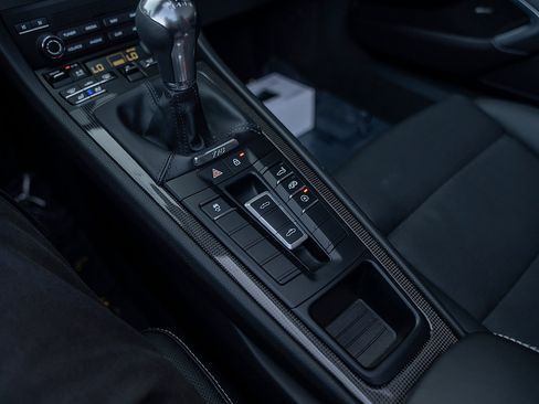 Certified 2024 Porsche 718 Boxster image 16