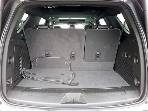 Used 2023 Chevrolet Tahoe LT w/ Luxury Package image 30