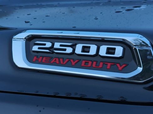 Used 2024 RAM 2500 Tradesman w/ Chrome Appearance Group AWD/4WD image 7