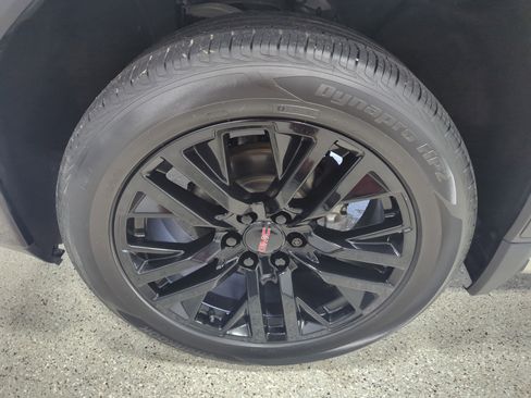 Used 2021 GMC Sierra 1500 Denali w/ Denali Ultimate Package image 9