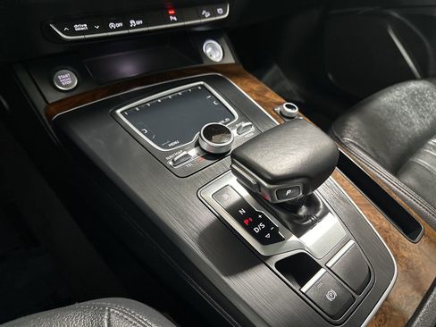 Used 2018 Audi Q5 2.0T Premium Plus image 26