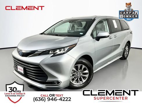Used 2023 Toyota Sienna XLE AWD/4WD image 1