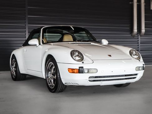 Used 1996 Porsche 911 Cabriolet image 7
