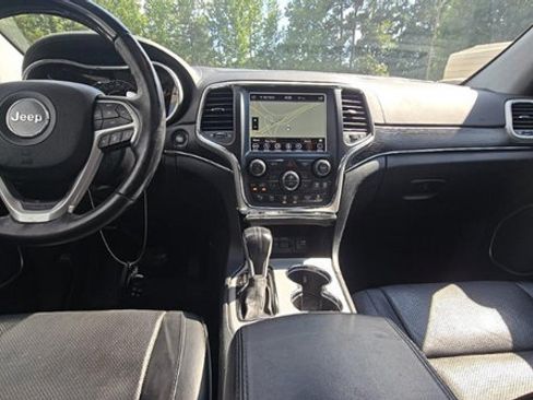 Used 2018 Jeep Grand Cherokee Summit w/ Skid Plate Group AWD/4WD image 12