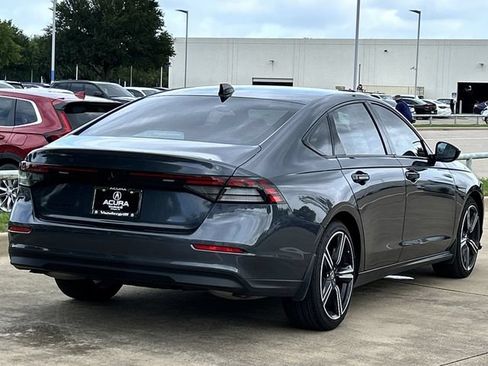 Used 2026 Honda Accord SE image 4