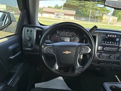 Used 2018 Chevrolet Silverado 1500 LT w/ All Star Edition AWD/4WD image 13