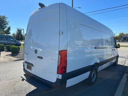 Used 2026 Mercedes-Benz Sprinter 2500 image 5