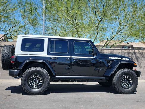 New 2026 Jeep Wrangler Unlimited Rubicon AWD/4WD image 10