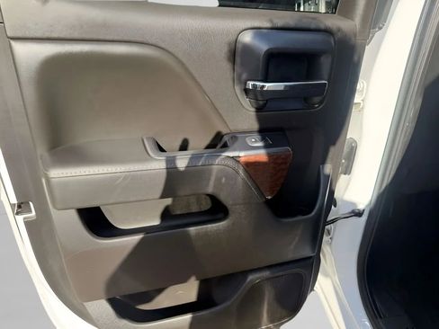 Used 2018 GMC Sierra 1500 SLE w/ SLE Value Package image 31