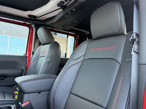 New 2026 Jeep Gladiator Rubicon image 16